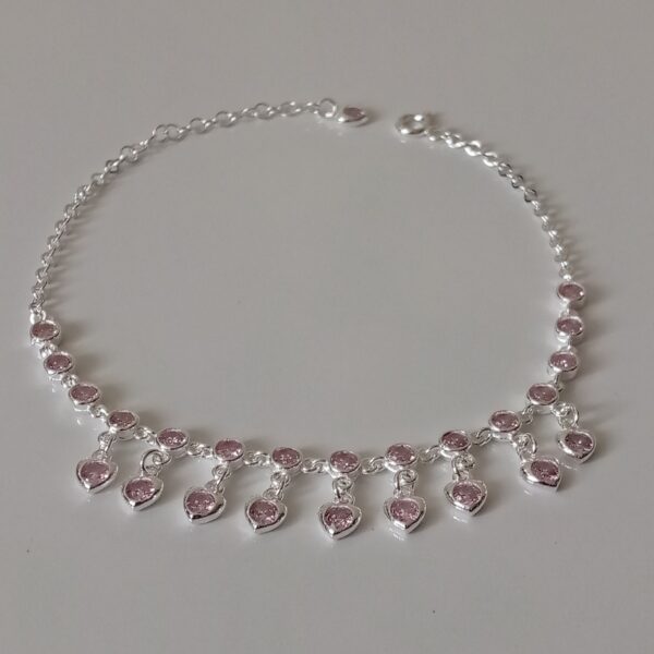 Joyería RomeoJewelet - Pulsera Plata 925 Corazón Rosa Accesorio de plata 925 con dije en forma de corazón rosado, joyería fina en Quito.