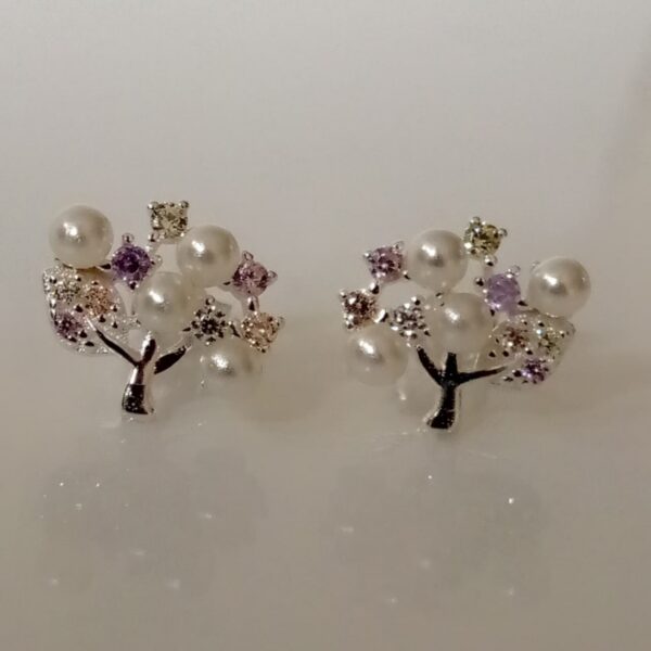 Topos-Plata-Arbol-Vida-Perlas-Circones-1 Detalle artístico de topos en forma de árbol con perlas y circones coloridos
